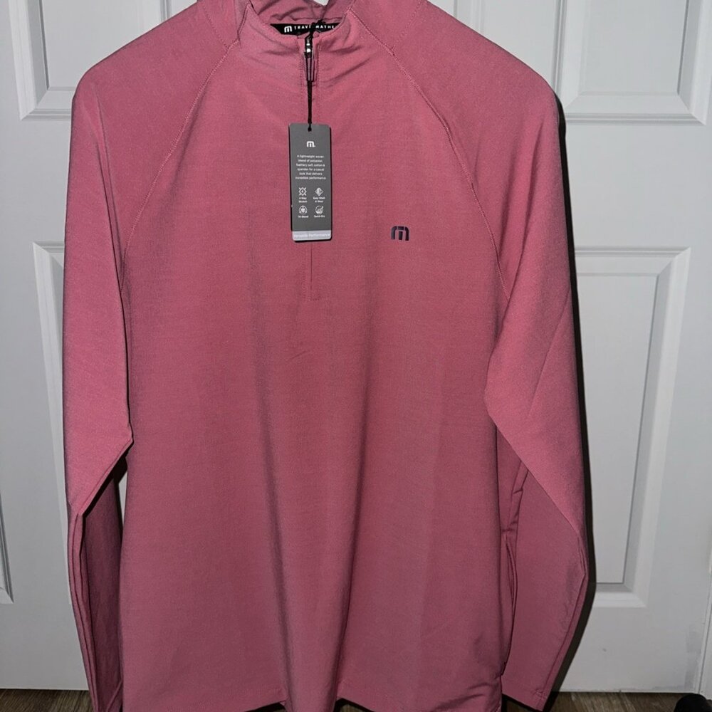 NWT Travis Mathew Men's Air Tram 1/4 Zip Golf Pullover Size M - Rose Wine